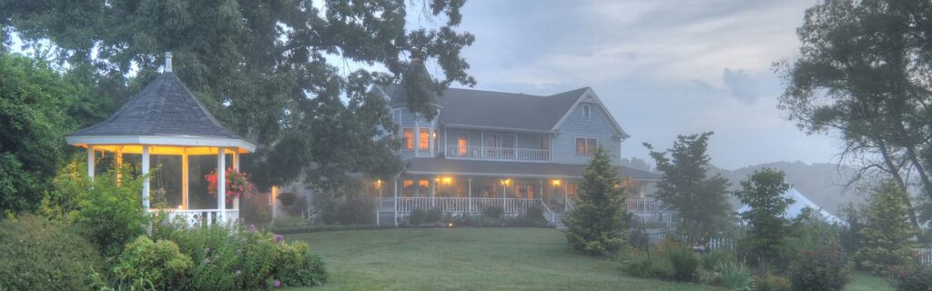 BlueMountainMist-Exterior Aireal image of Blue Mountain Mist Country Inn & Spa